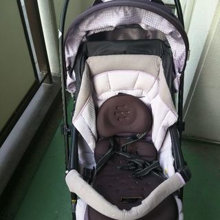 コンビ ベビーカー