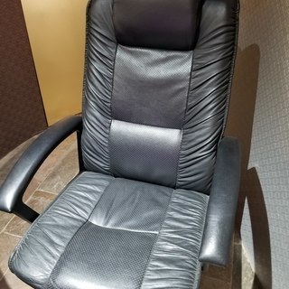 オフィス用デスクチェア