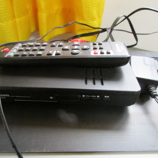 テレビ（ソニーSONY・ベガ25型　パナソニックPanasonic・ビエラ20型）　地デジチューナー（キュリオムQriom）　の画像