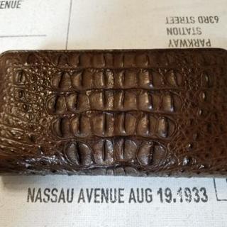 クロコダイル　一枚革　繋ぎ目無し　長財布　の画像