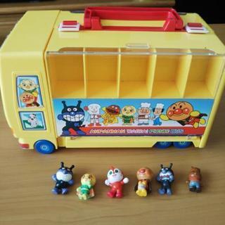 アンパンマンミュージアムバス