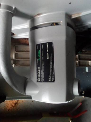 円のこ　日立工機 丸のこ C13MA (C13MA)　と、専用台　PS15-BS2　セットです。