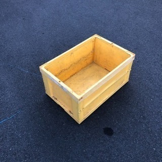 (中古品)4個セットで☆折りたたみコンテナ！収納などに！
