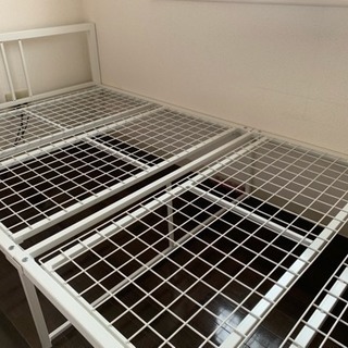 ニトリ シングルベッドの画像