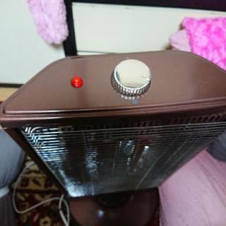 電気ストーブの画像