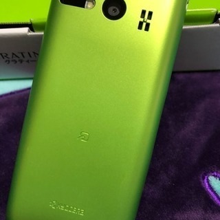 au 4G LTEケータイ グラティーナ KYOCERA 携帯端末