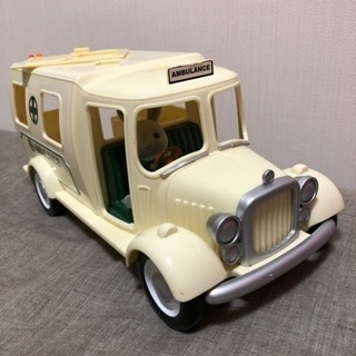 シルバニアファミリー 救急車