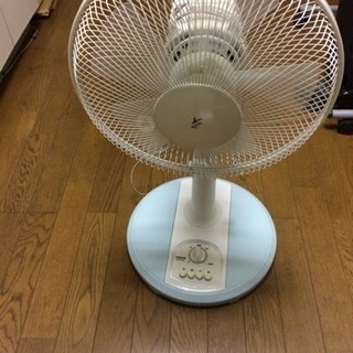 扇風機 ※無料です。