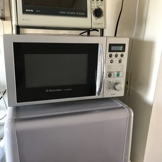 日本製冷蔵庫と電子レンジとオーブントースター