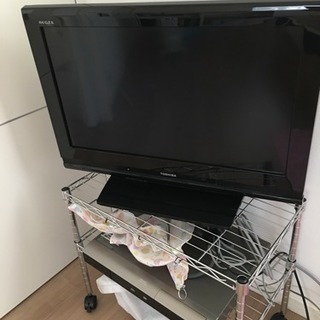 テレビとデッキ