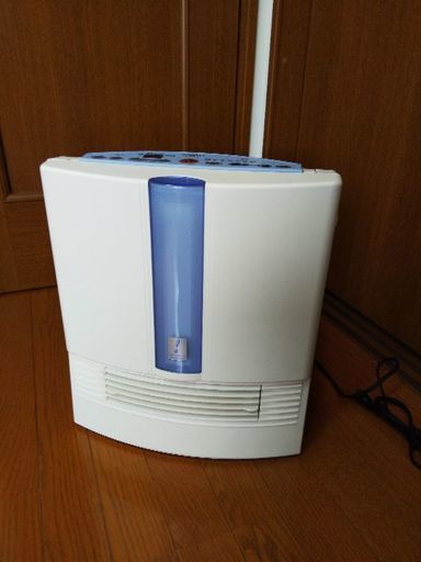 値下げしました。加湿機能付き！ ファンヒーター SANYO製