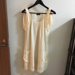 CROLLA 白ワンピース 38の画像