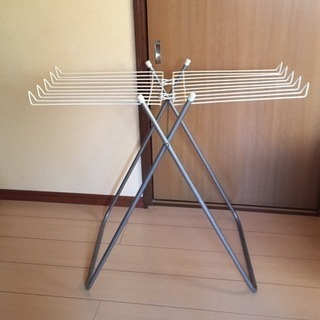 折りたたみ　物干し