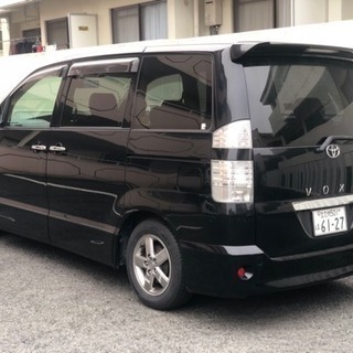 ヴォクシー★車検付き★格安コミコミ乗出し価格の画像