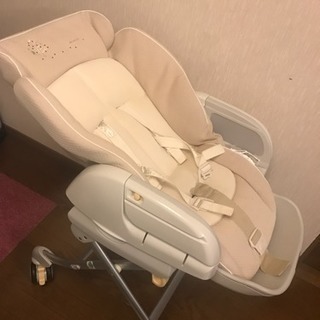 取り引き中  combi コンビ ハイローチェア