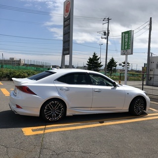 レクサスI s300h  ａｗｄ売ります