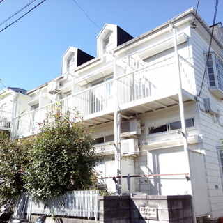 🉐初期費用３万円🙂都内で家賃28000円🏠5月末まで家賃無料❤️京王線平山城址公園駅徒歩８分！の画像