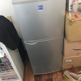 140Lの冷蔵庫、普通に使えます