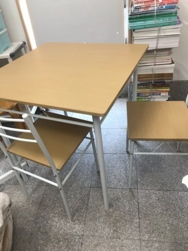 引越しの為に売ります。