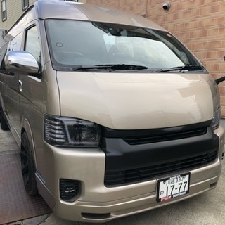 ハイエースグランドキャビン ベッドキット ローダウン キャンピングカーの画像