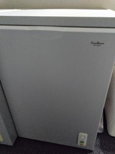 上開き冷凍庫