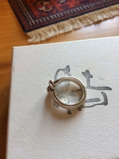 箱付き】又吉健二郎さん作品 結び指輪(小) (maeshiro) 中頭の 箱付き】又吉健二郎さん作品 結び指輪(小) (maeshiro) 中頭の