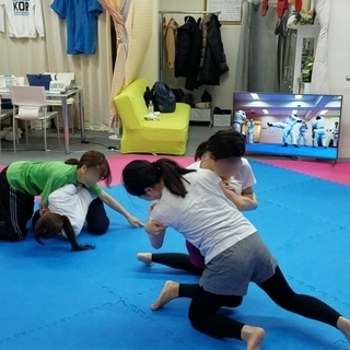 女性専用『格闘美エクササイズ K-style』 楽しく動いてキレイをGET!　『初心者でも安心！動画配信中』　《設備大幅増設リニューアル！》　の画像