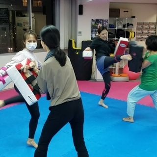 女性専用『格闘美エクササイズ K-style』 楽しく動いてキレイをGET!　『初心者でも安心！動画配信中』　《設備大幅増設リニューアル！》　の画像