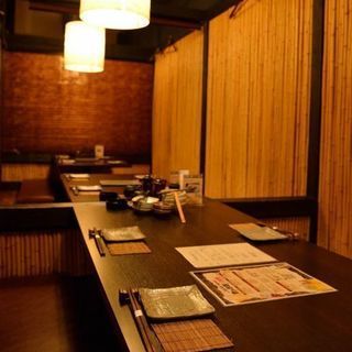 【1日4時間、週2日～】ホール/キッチンスタッフ【日曜定休】
