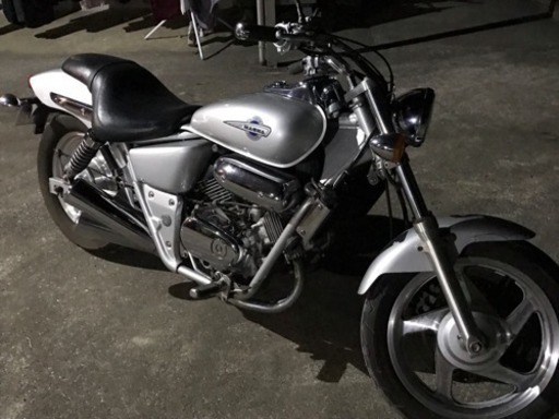 ホンダ マグナ250 バリオスと交換希望