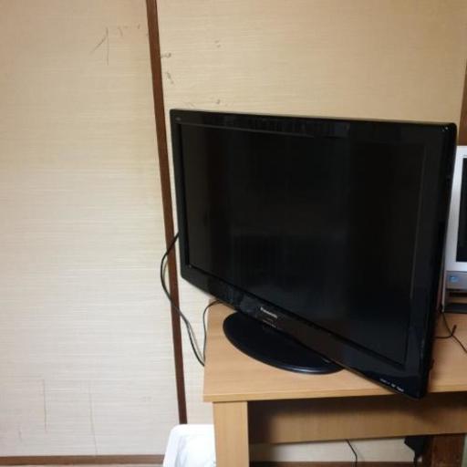 Panasonic　32インチ液晶テレビ