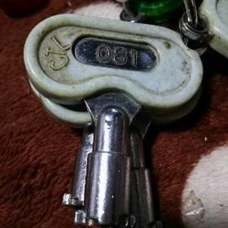 スロット用ドア丸キー