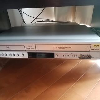 【値下げ】ビクターDVDプレイヤー一体型VHSビデオ