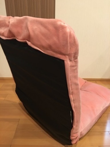 本日取りに来れる方限定 何時でも◎ 展示未使用 ピンク 座椅子