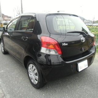 平成２２年式　ヴィッツ 車検２年付き　乗り出し　３０万円　３１年度の自動車税　リサイクル料金込みの画像