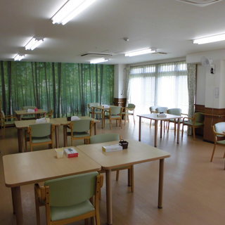 ◎老人ホームの調理スタッフ（軽調理）大募集！！の画像