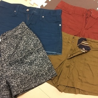 ショートパンツ 200円でお願いします