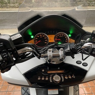 【個人出品】ホンダ・フォルツァＺ・オーディオパッケージ・MF10・自賠責付き・純正リヤＢＯＸ・純正ＥＴＣ・純正グリップヒーター等フルオプション車です【諸費用０】の画像