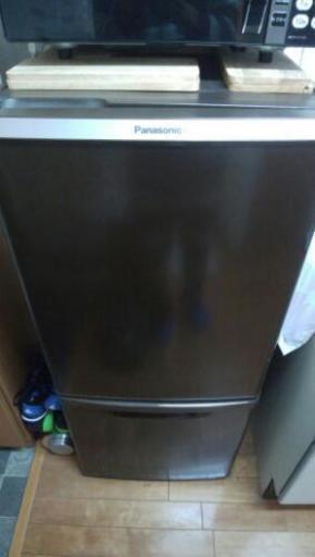Panasonic冷蔵庫　NR-B146w
