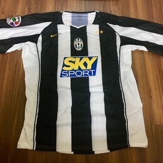 サイン入り★ユベントスのオフィシャルTシャツ