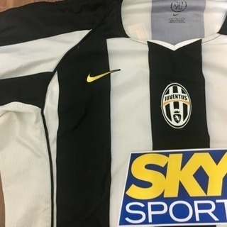 サイン入り★ユベントスのオフィシャルTシャツの画像