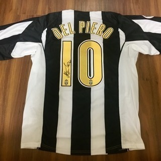 サイン入り★ユベントスのオフィシャルTシャツの画像