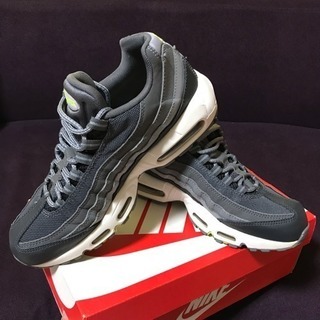 最終価格‼️⚠️超美品⚠️NIKE AIR MAX 95 ESSENTIAL‼️