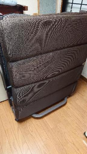 (交渉中)折り畳み シングルベッドです