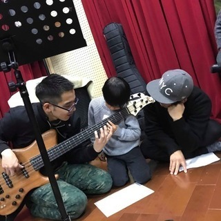 神戸でベース教室お探しの方へ！の画像