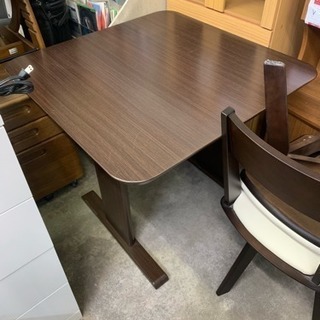 ダイニングセット 回転椅子付き 2人用 単身用 椅子2脚