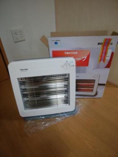 電気ストーブ　TEKNOS  ESK710-C