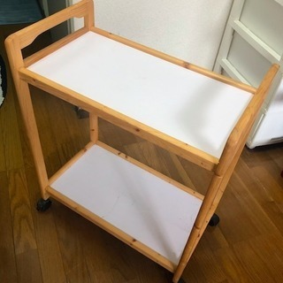 化粧用・調理用　可動式ワゴン