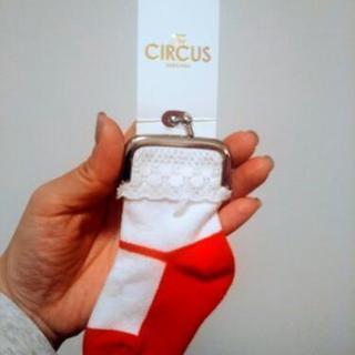 未使用★赤い靴の靴下ポーチ