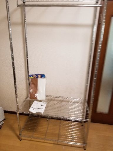メタルシェルフワードローブ